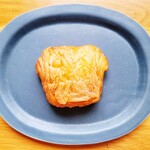Mel - Pain au Chocolat, JPY 390