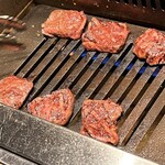 焼肉 ジャンボ - 