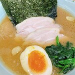 横浜らーめん 武蔵家 綾瀬店 - 