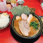 王道家直系 IEKEI TOKYO - 