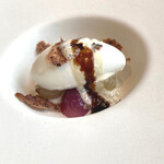 unito - 葡萄、フィオールディラッテ、バルサミコ、トンカ豆