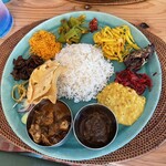 コジコジ - スリランカプレート　チキンと鰹