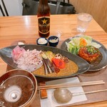 ミツバチ食堂 - 