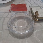 クイントカント - ガス入りは：フェッラレッレ/Ferrarelle　だったと思うんですが、、よく覚えてません。