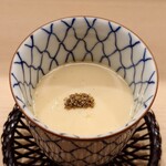 日本橋蛎殻町 すぎた - 穴子の茶碗蒸し:山椒と