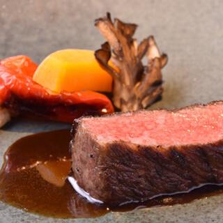 有機野菜をはじめ、こだわりの旬食材を使用した季節感のある料理