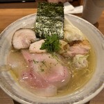 ジャパニーズ ラーメン 五感 - 