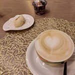 テラットリアエッフェ - 　　　　　カプチーノとメレンゲ