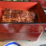 うなぎの兼光 - 鰻重　下段はご飯