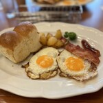 ロイヤルホスト - 