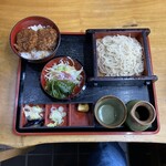 大村 - みにかつセットの冷たいそば