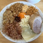 ハイマウント M - ハイマウントさんの「まぜそば」です♪ 全マシはやっぱり美しい╰(*´︶`*)╯♡ 