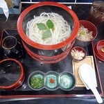 三七十庵 - 桶うどん（小）+炊き込みご飯