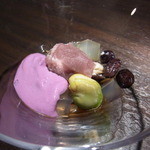 わいん - デザートのあんみつ。紫芋のムース。これにコーヒーがつきます