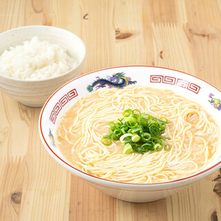 まるうまラーメンぷらっと博多No.1_0