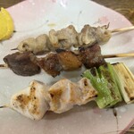 ささのや - シロ、カシラ、ネギマ全て¥90