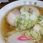青竹手打ラーメン 日向屋 - 