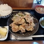 大衆食堂柴さん - 唐揚げ定食とネギ塩ダレ