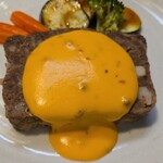 キッチン ブルー グローブ - 正面から、気持ち濃いめのテリーヌ