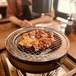 高千穂 鶏の炭火焼き - 焼きます！