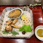 京懐石 美濃吉 竹茂楼 - 松茸炭火焼きと鮑