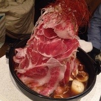 焼肉 にくなべ屋 神戸びいどろ 北野坂店 - にくなべ