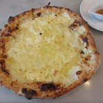 アズーリ - クアトロ フォルマッジ ビアンカ