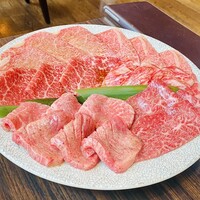 焼肉うしごろ 銀座並木通り店 - 