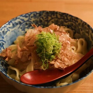 おでん屋でしか味わえない一品、〆の料理