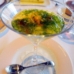 ル ボークープ - スクランブルエッグのムースと青のりのジュレ、うに添え