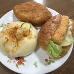 パリーネ - ビーフカレーパン、エビマヨパン、エビカツサンド