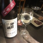 炭火焼肉 焼きしゃぶ にく式 - 御前酒