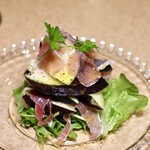 波へい - 水なすと生ハムのサラダ