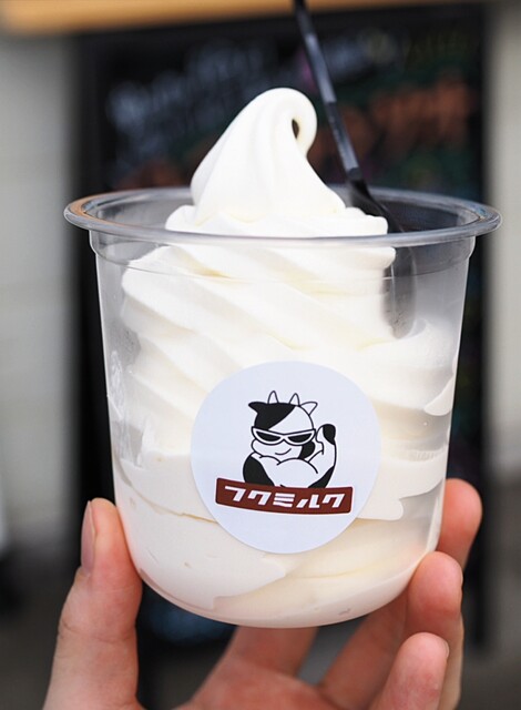 fukumilk gyunyuuyasanno softcream photo 3