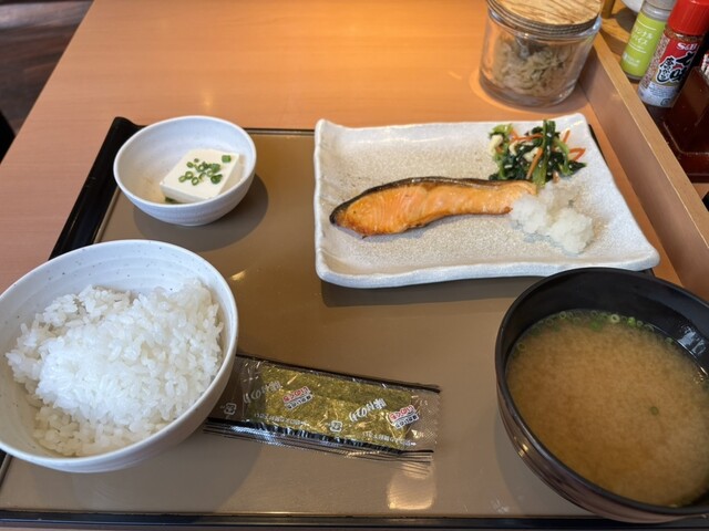 Yayoi Ken Nanba motomachi ten - Namba/Cafeteria | Tabelog