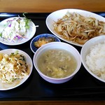 蘭蘭酒家 - 玉葱と豚肉の細切り炒め