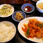 蘭蘭酒家 - 酢豚定食(おばちゃんver)