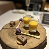 Vintage with Restaurant - 