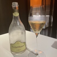 ニシデリア - まずは泡ワインから！カデルボスコのスパークリング