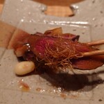 伯雲 - 鹿児島産の黒毛和牛のハラミと加賀蓮根の炭火焼き