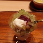 伯雲 - 巨峰とヨーグルトのアイスクリーム