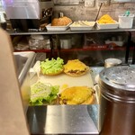 ハンサム バーガー - 厨房