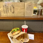 ハンサム バーガー - コンボセット（チーズバーガー）