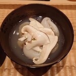 伯雲 - 鮑と松茸のお椀