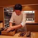 伯雲 - 坂本大将による一番出汁の実演