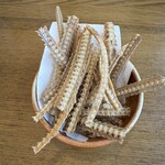 どん亭 - うなぎの骨唐揚げ　275円