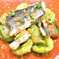 リストランテ カーザ・アルべラータ - 秋刀魚 松茸 トマト ルッコラ 自家製オレキエッテ