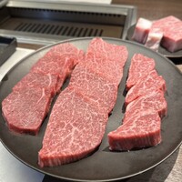 東京食肉市場直送 肉焼屋 D-29 広尾店 - 