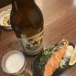 立ち呑み くにし - 紅鮭の塩焼き