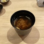 すし処 睦月 - 赤出汁